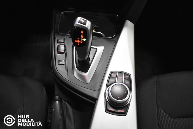 BMW 318d Touring Business Advantage aut.